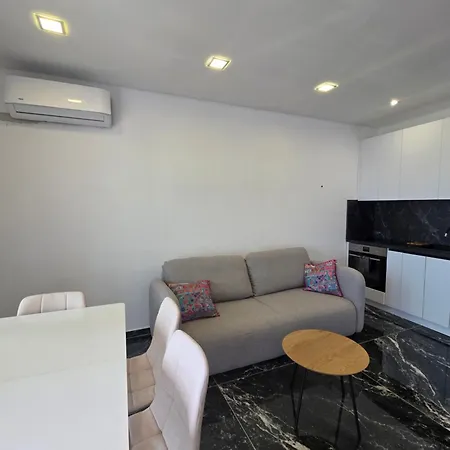 Adriatic Seafront Appartement